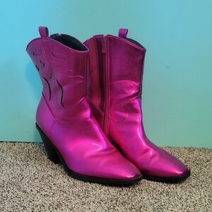 Torrid Metallic Fuschia Western Pull-On Bootie (10WW)